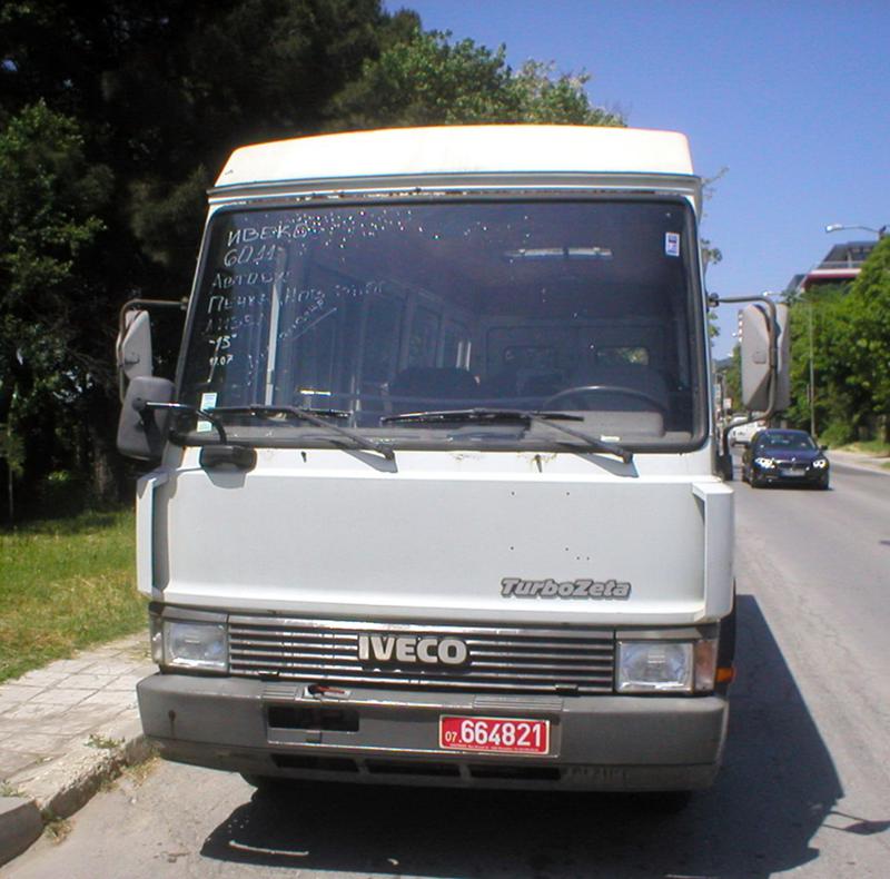 Iveco 60-11 АВТОБУС, снимка 2 - Бусове и автобуси - 43877215