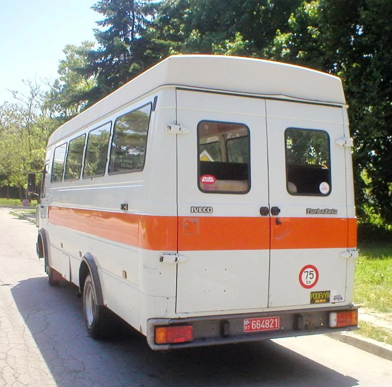 Iveco 60-11 АВТОБУС, снимка 6 - Бусове и автобуси - 49466527