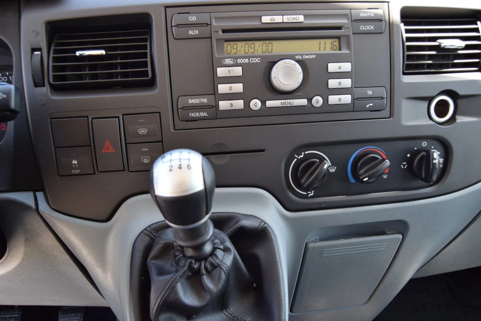Ford Transit 2, 2 DCi - изображение 9