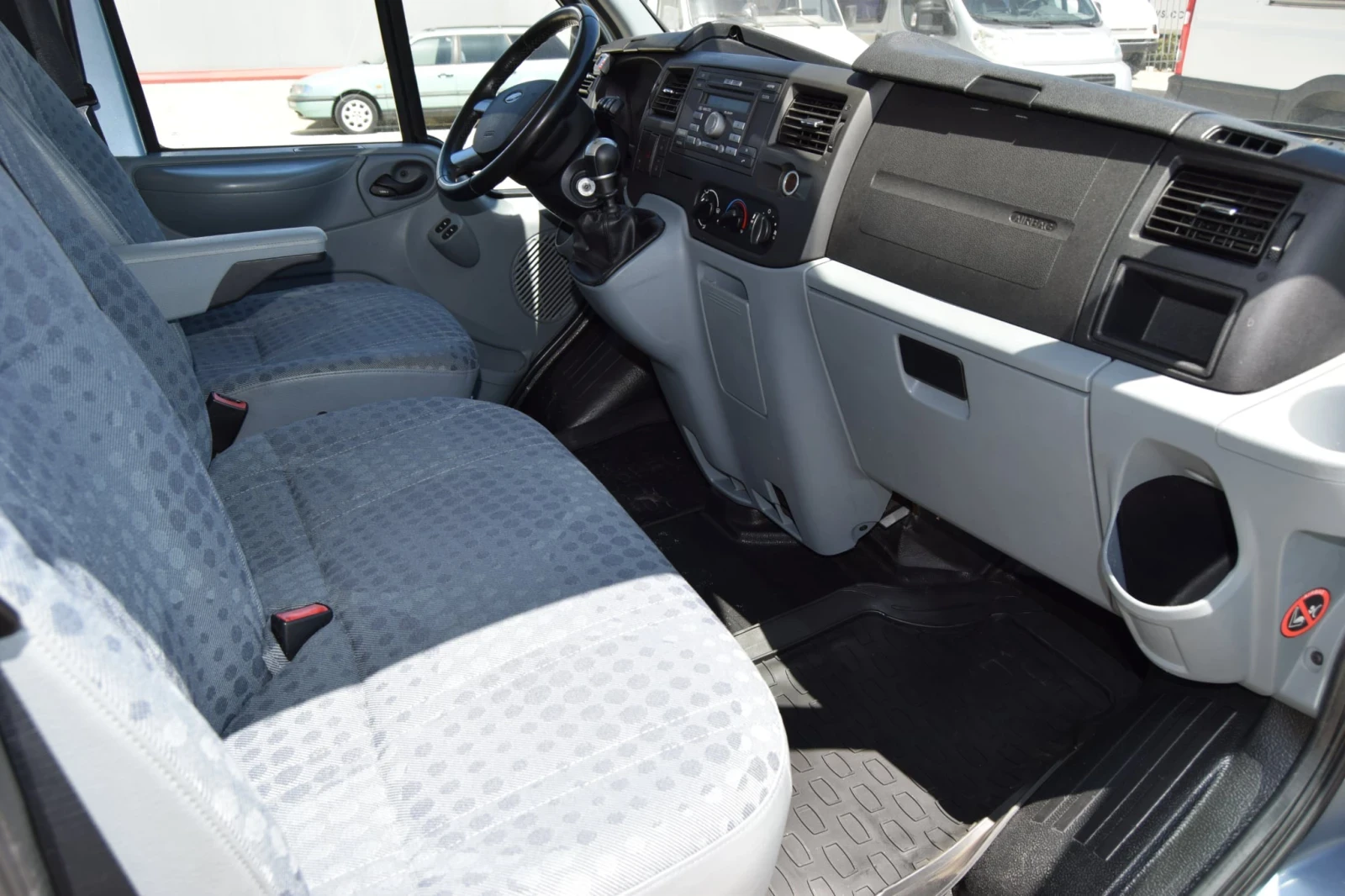 Ford Transit 2, 2 DCi - изображение 7