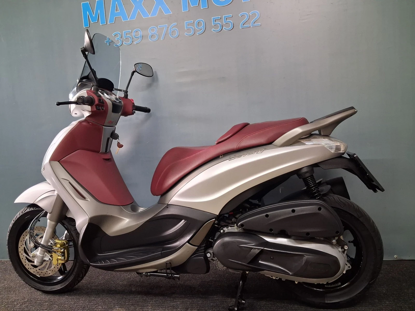 Piaggio Beverly 350i Sport Touring, снимка 2 - Мотоциклети и мототехника - 55137931