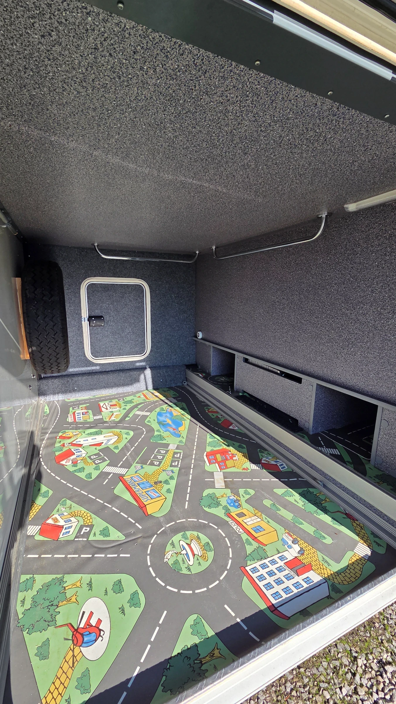  Carthago Chic i47 3.5 156hp  | Mobile.bg   14