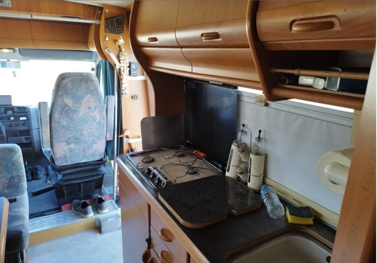 Кемпер Peugeot Boxer, снимка 5 - Каравани и кемпери - 53912619