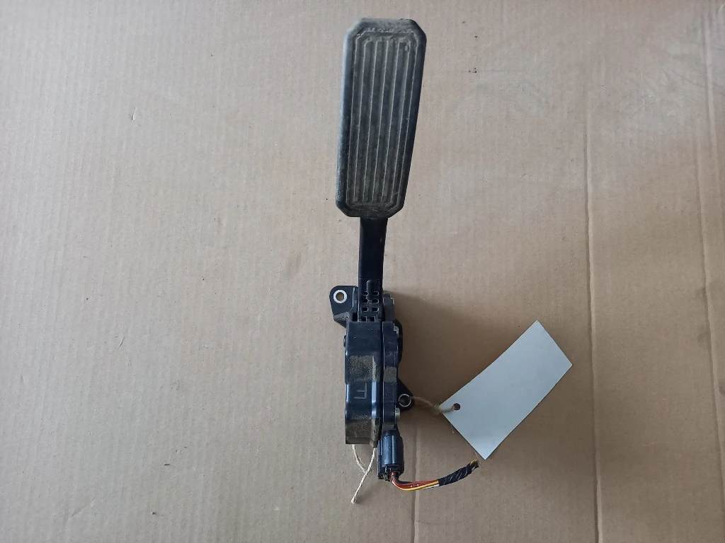     4 () | Mobile.bg   1