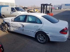 Mercedes-Benz E 320 320CDI EVO AVANTGARDE, снимка 3