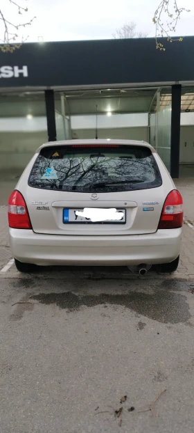 Mazda 323