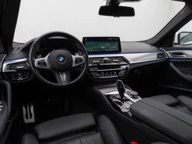 BMW 540 xDRIVE/340HP/M SPORT/HI-FI/HUD/LASER/CAM/KLES/745z, снимка 10