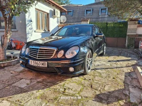     Mercedes-Benz E 320 320   