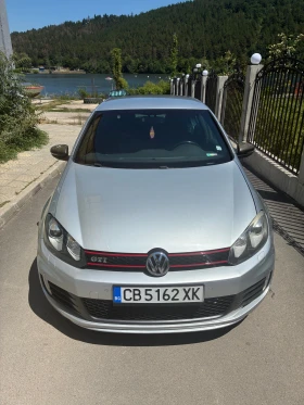 VW Golf GTI 