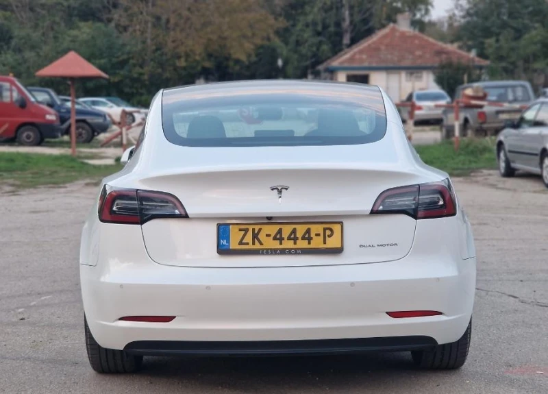 Tesla Model 3 Long Range 4x4 Гаранция, снимка 3 - Автомобили и джипове - 47552793