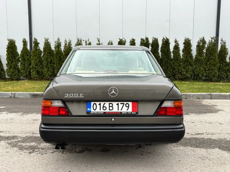 Mercedes-Benz 124 300 БЕНЗИН АВТОМАТ , снимка 5 - Автомобили и джипове - 48214963