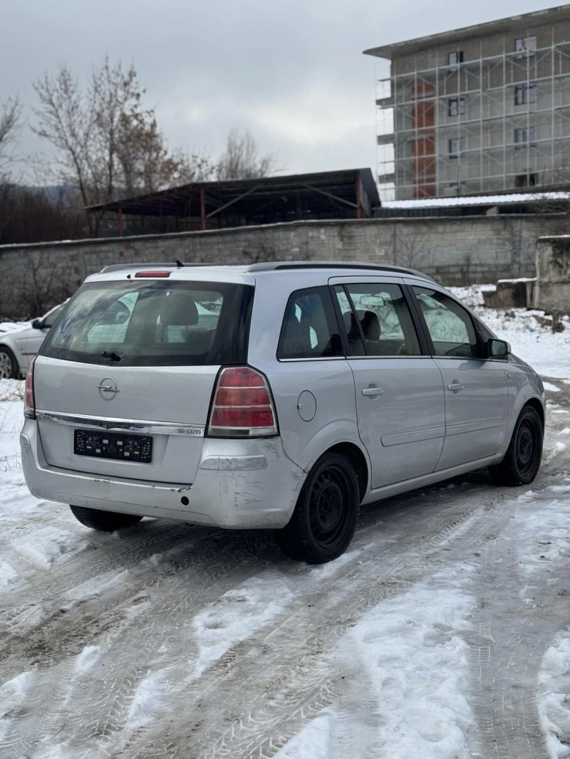 Opel Zafira 1.9TDI, 6+ 1 Mesta, снимка 8 - Автомобили и джипове - 48451847