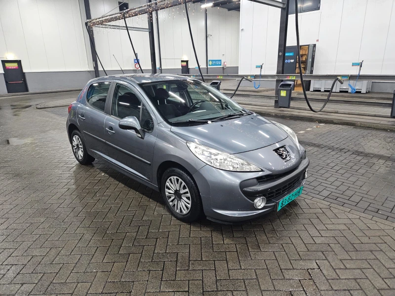 Peugeot 207 1.4i КЛИМАТРОНИК, снимка 3 - Автомобили и джипове - 48648148