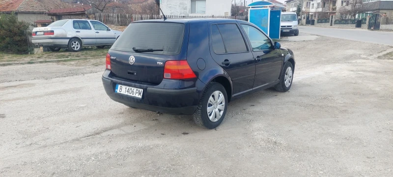 VW Golf, снимка 3 - Автомобили и джипове - 49137509