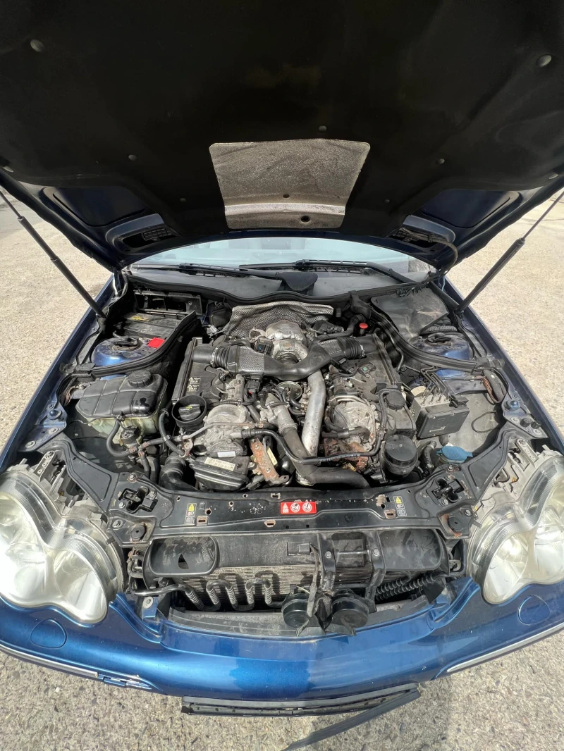 Mercedes-Benz C 320 CDI OM642, снимка 5 - Автомобили и джипове - 52189339