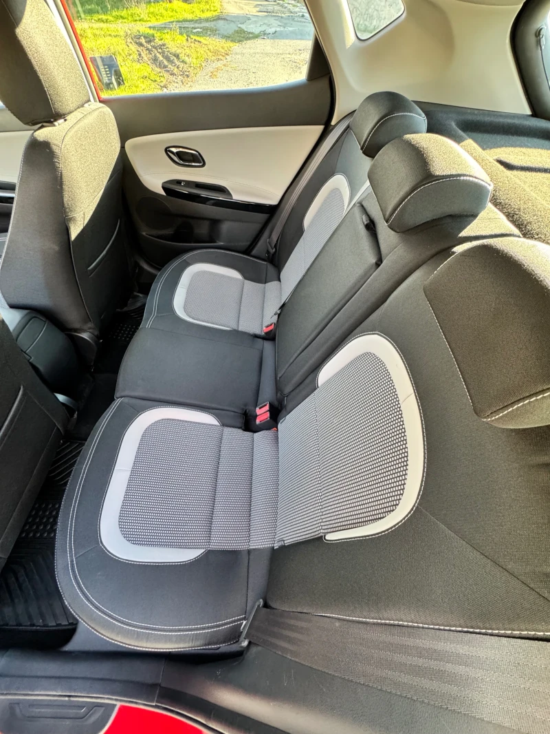 Kia Ceed Spirit, снимка 13 - Автомобили и джипове - 52107891