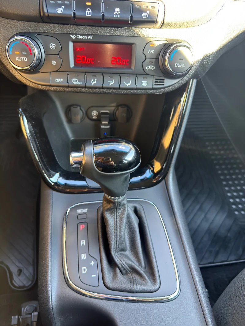 Kia Ceed Spirit, снимка 10 - Автомобили и джипове - 52107891