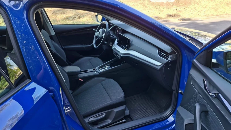Skoda Octavia 1.5 mild hibrid 150кс В Гаранция , снимка 8 - Автомобили и джипове - 52296551
