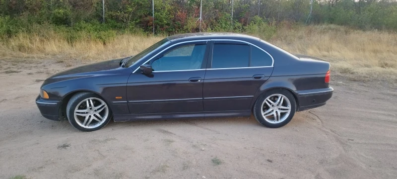 BMW 523, снимка 2 - Автомобили и джипове - 52353125