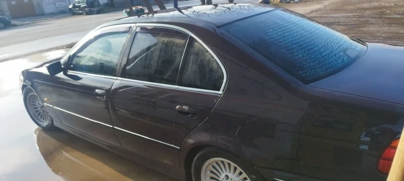 BMW 523, снимка 13 - Автомобили и джипове - 52353125