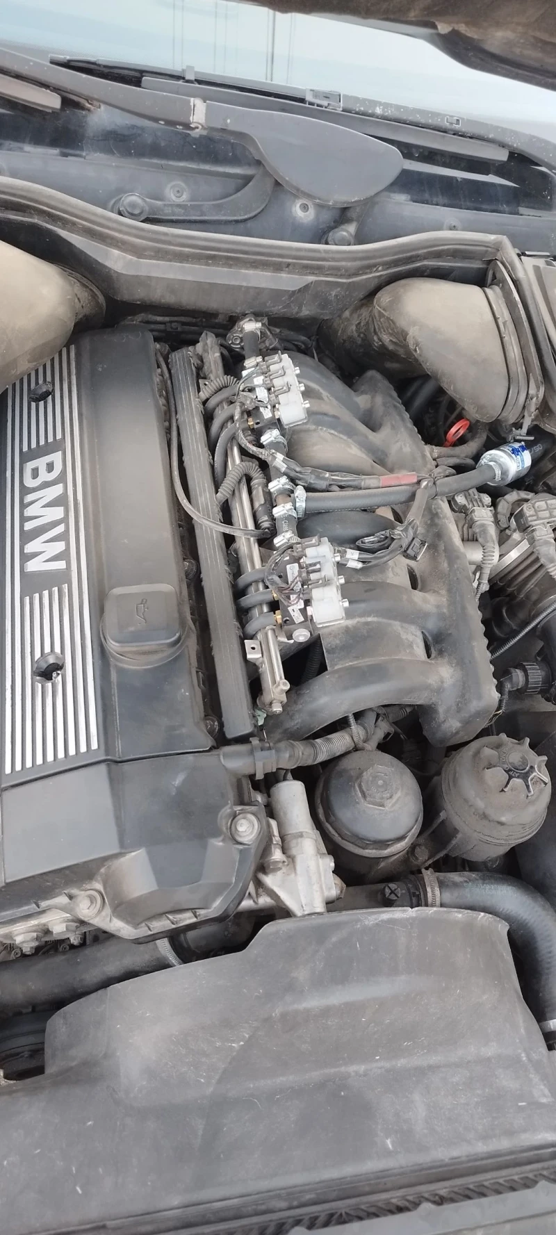 BMW 523, снимка 17 - Автомобили и джипове - 52353125