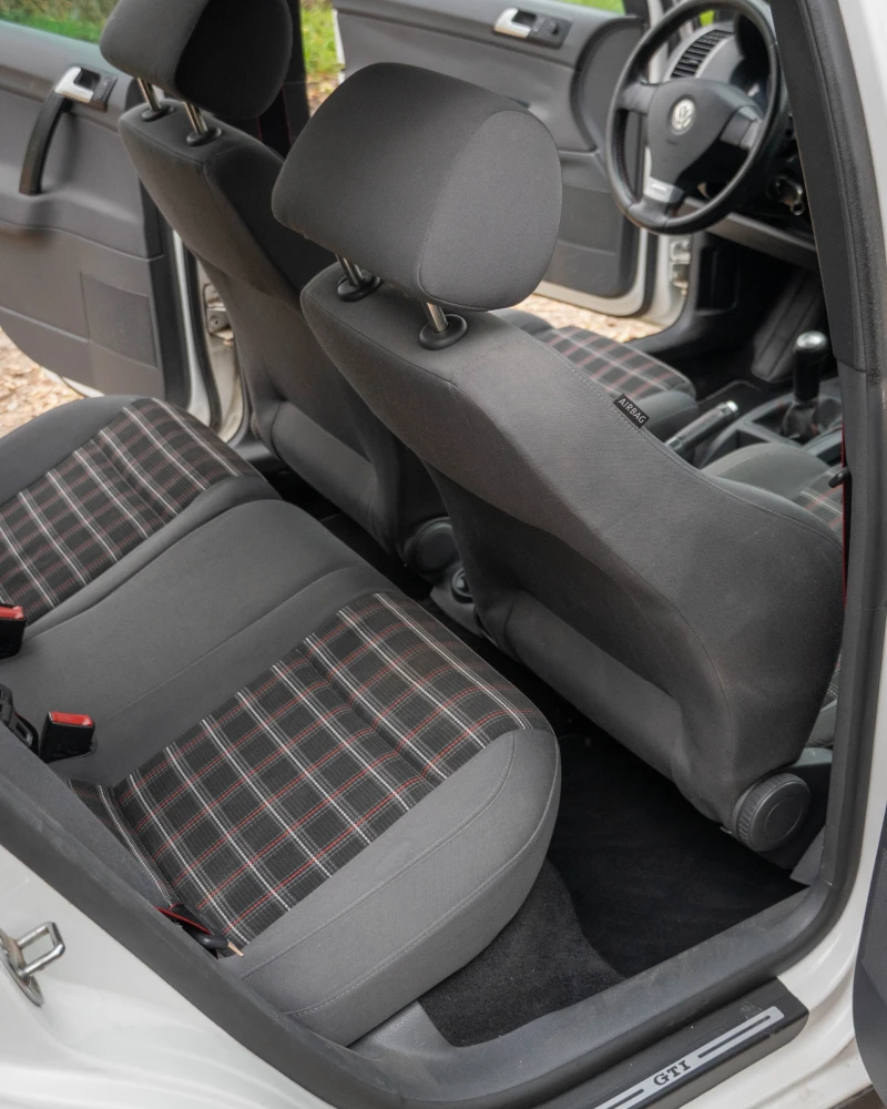 VW Polo GTI 1.8T BJX, снимка 13 - Автомобили и джипове - 52429552