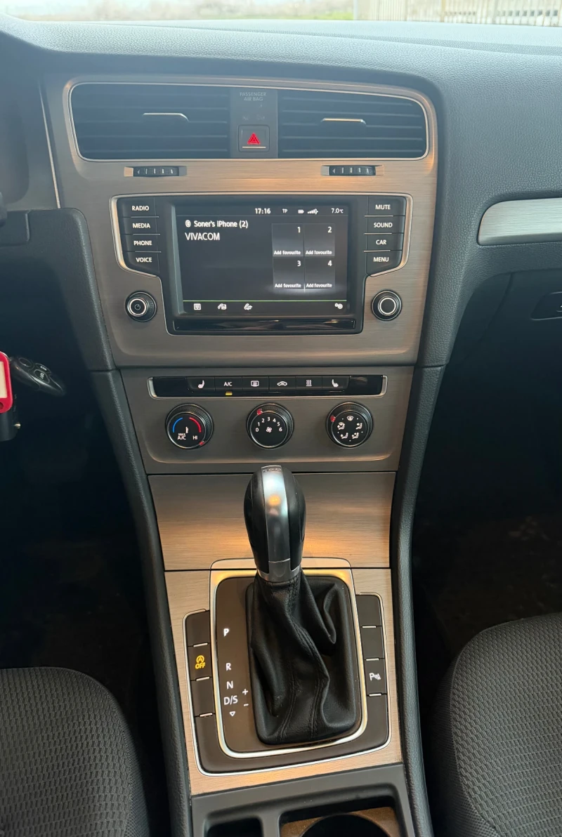 VW Golf TDi Bluemotion, снимка 10 - Автомобили и джипове - 53193452