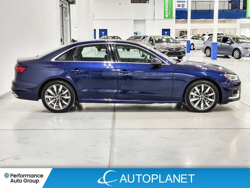Audi A4 * Komfort 45 Quattro, Navi, 360 Cam, Heated Seats!, снимка 10 - Автомобили и джипове - 53524416