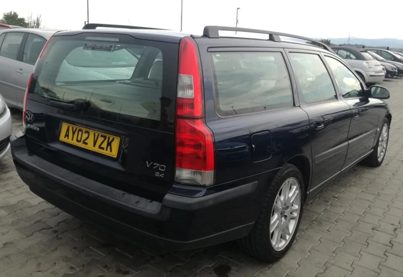 Volvo V70 2.4i/2.4D5/, снимка 3 - Автомобили и джипове - 22476032