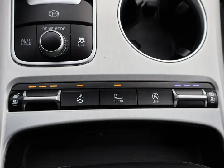 Kia Stinger * GT Limited * CARFAX * ЦЕНА ДО БГ, снимка 15 - Автомобили и джипове - 53974672