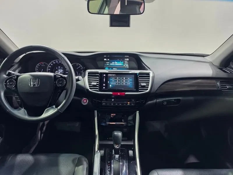 Honda Accord 2.4 | Mobile.bg � ����������� 11