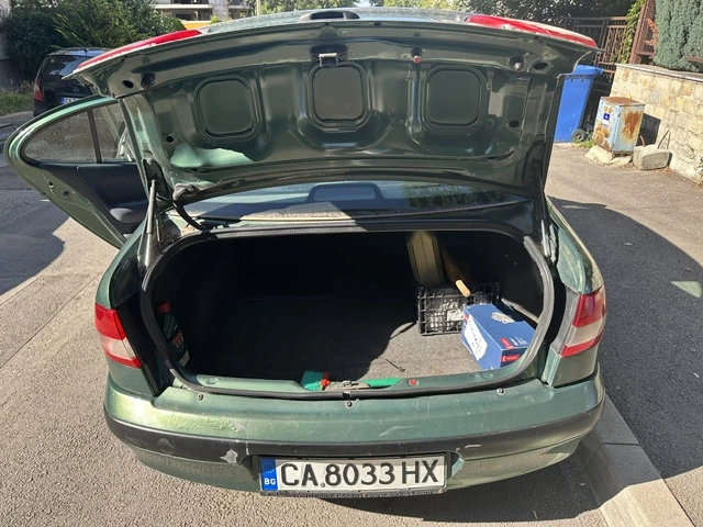 Renault Megane, снимка 7 - Автомобили и джипове - 55479016