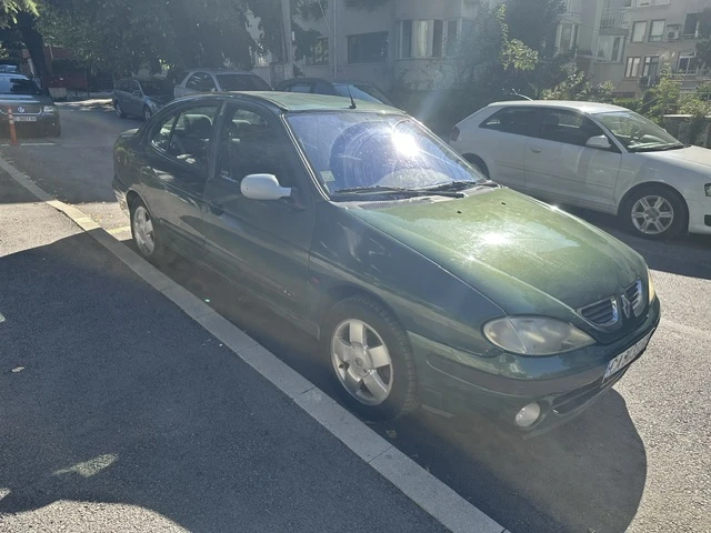 Renault Megane, снимка 4 - Автомобили и джипове - 55479016