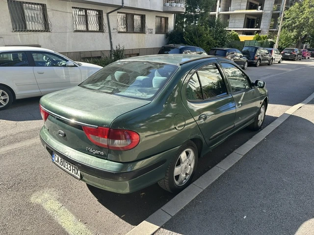 Renault Megane, снимка 3 - Автомобили и джипове - 55479016