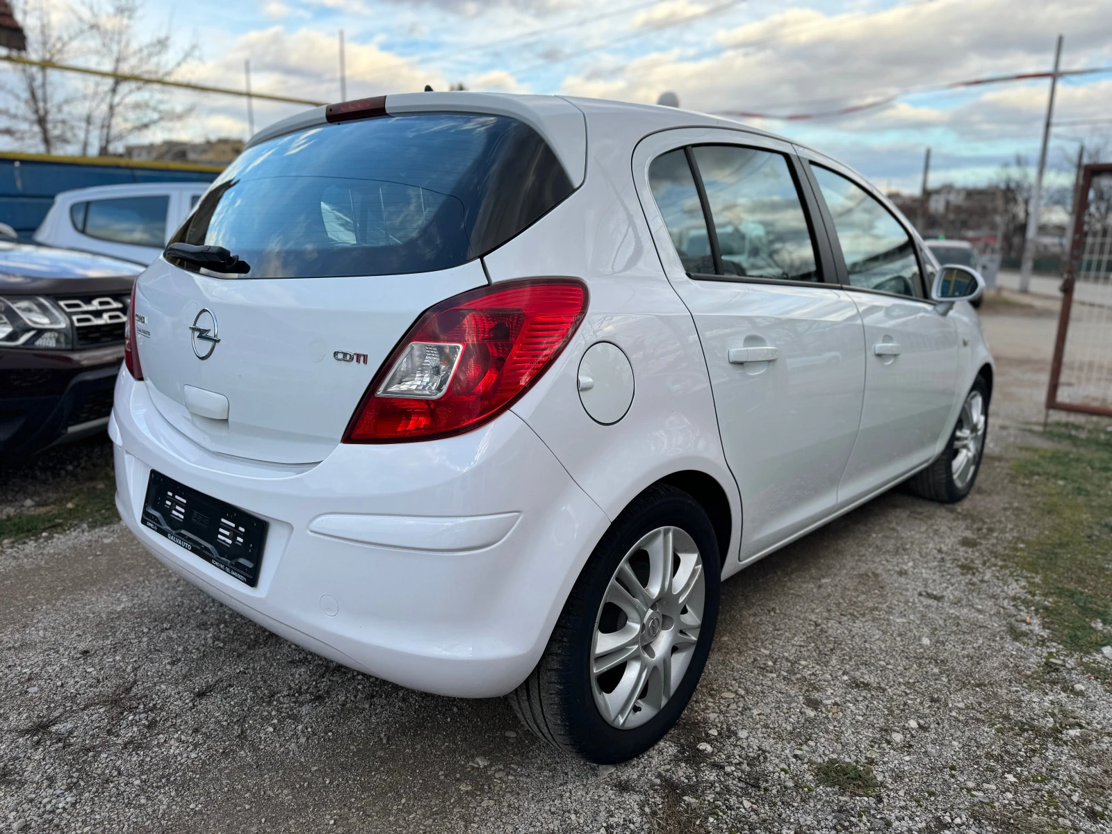 Opel Corsa 1.3CDTI KLIMATIK - изображение 4