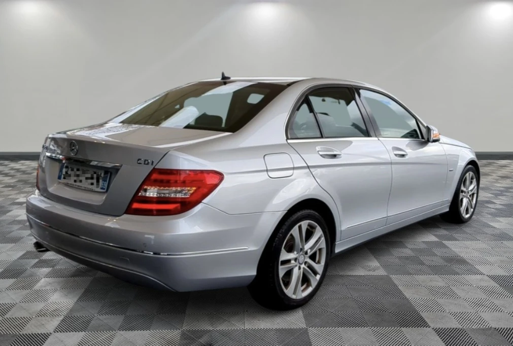 Mercedes-Benz C 250 250BlueEficiency* 204ск* AVANTGARDE - изображение 4