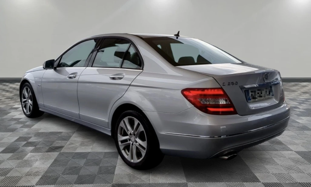 Mercedes-Benz C 250 250BlueEficiency* 204ск* AVANTGARDE - изображение 6