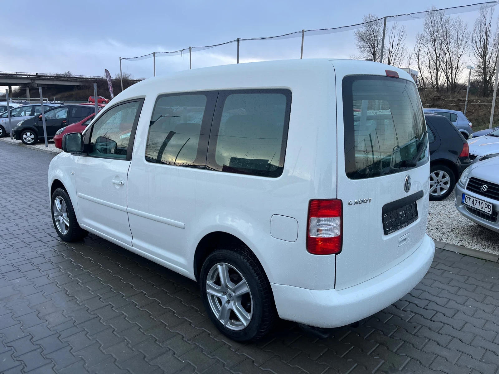 VW Caddy 2.0* Топ* Климатик* Нов внос* Бартер*  - изображение 10