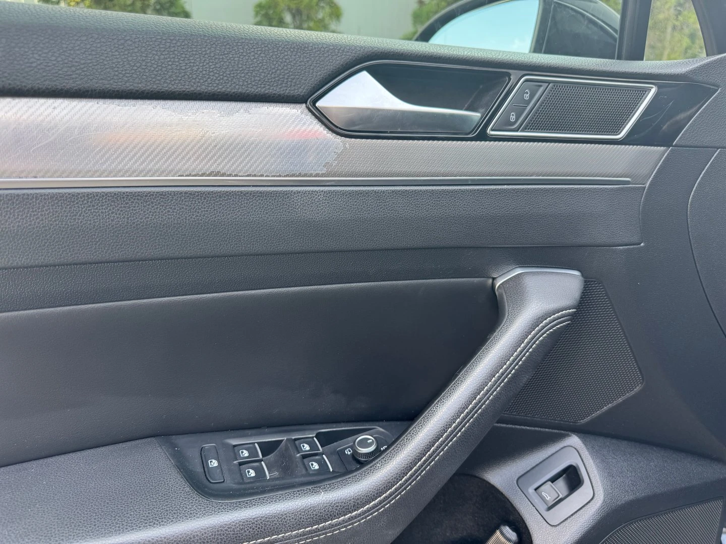 VW Passat 2.0 TDI SCR DSG Highline - изображение 7