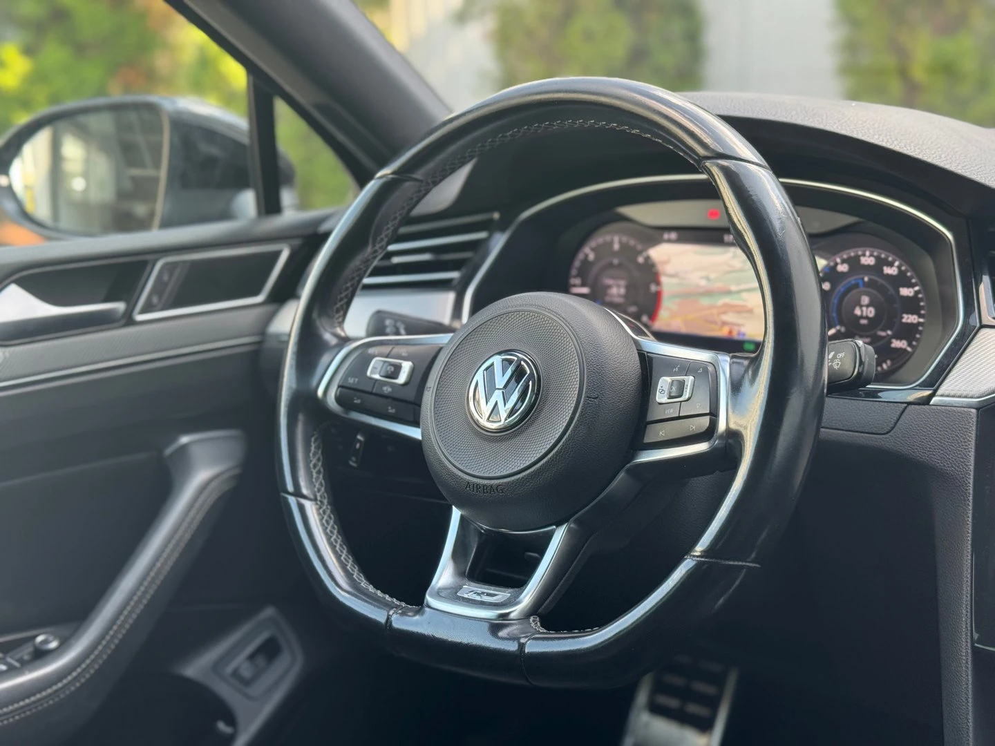 VW Passat 2.0 TDI SCR DSG Highline - изображение 10