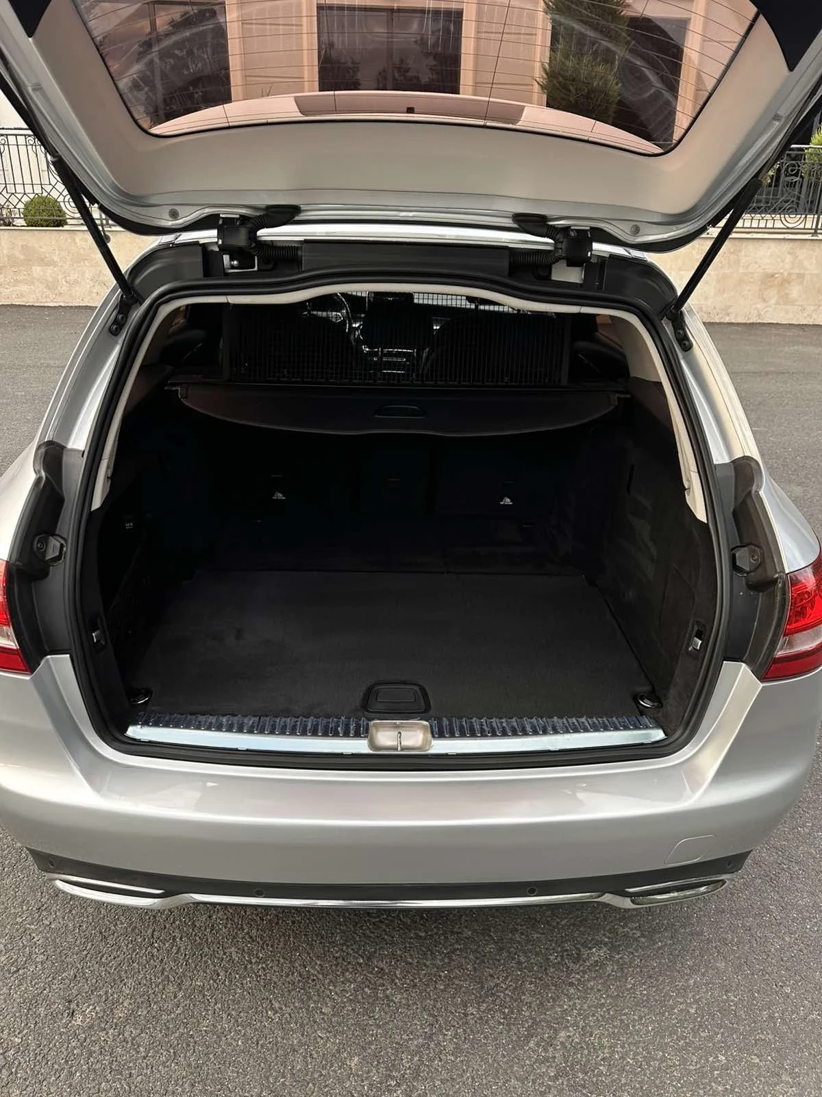 Mercedes-Benz C 220  - изображение 7