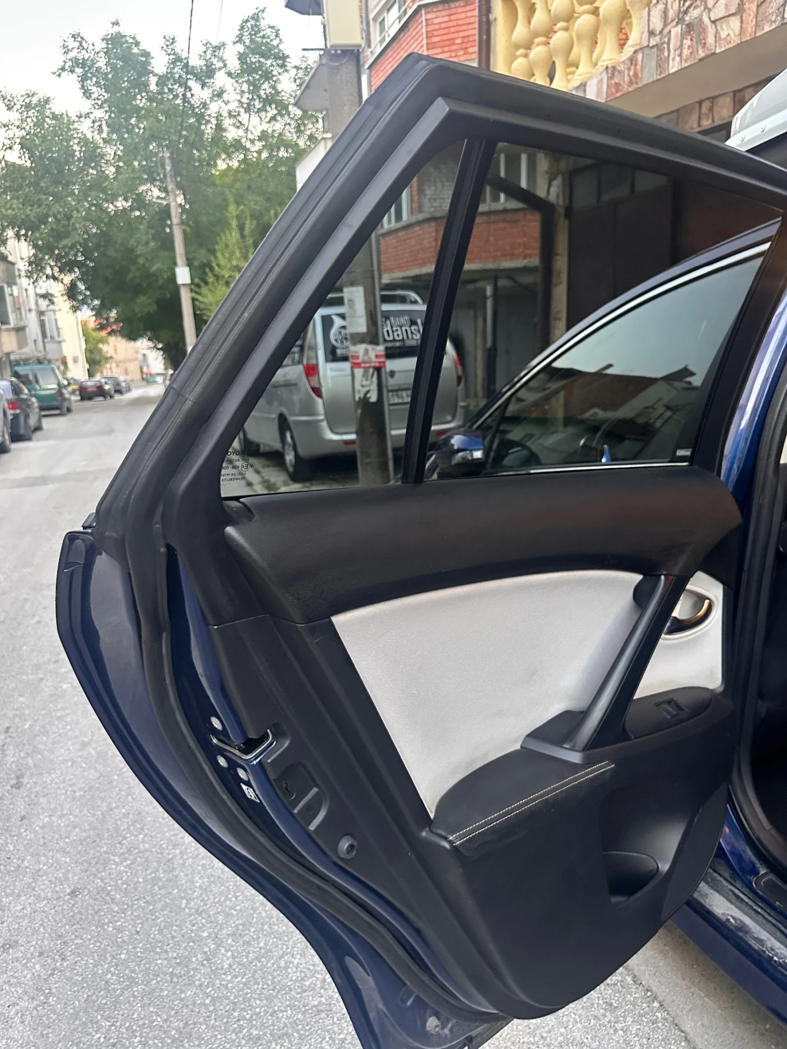 Toyota Avensis Toyota Avensis 2.0 D4D Edition S  | Mobile.bg   15