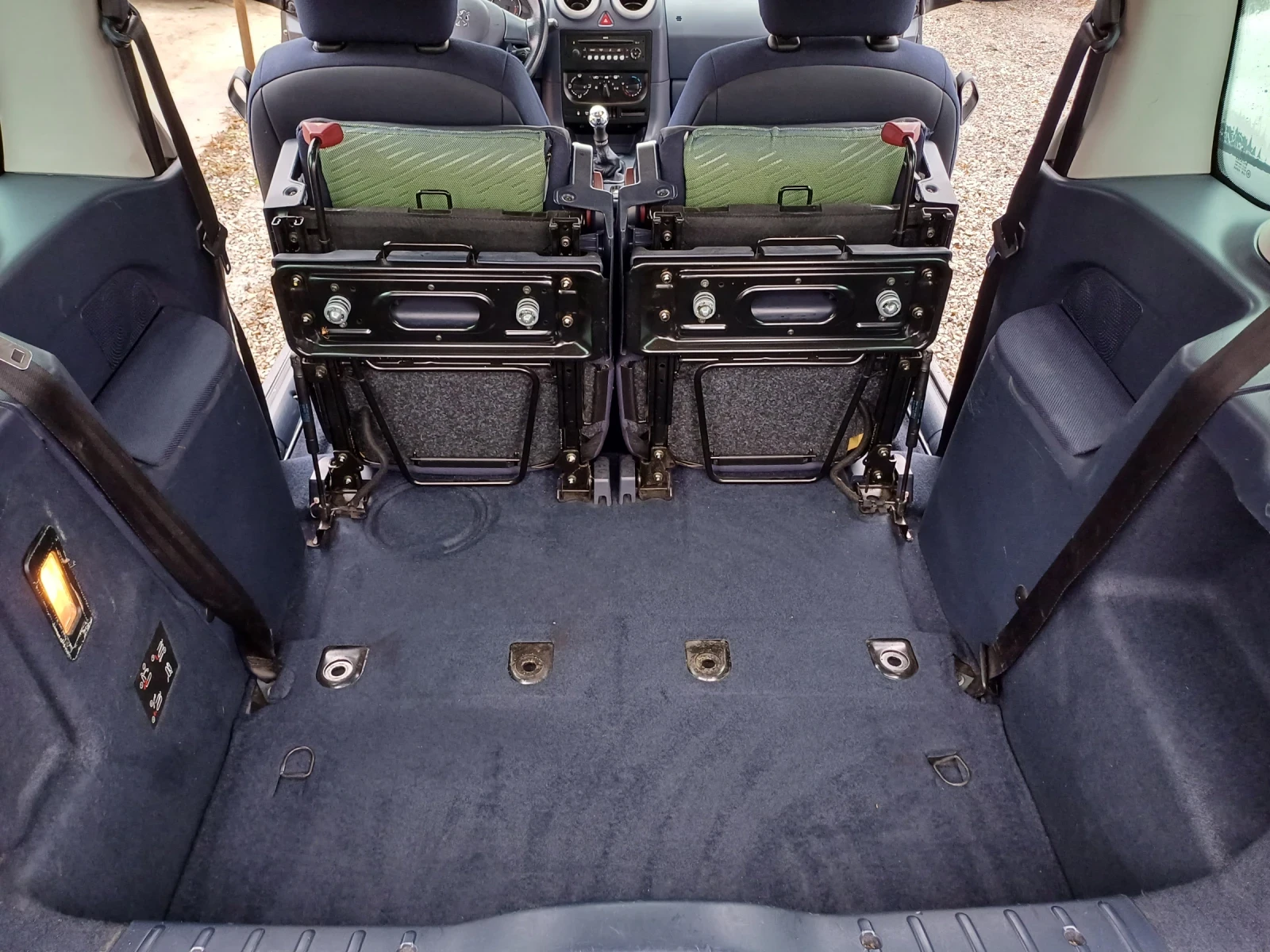 Peugeot 1007 1.4HDI, 68k.c. | Mobile.bg � ����������� 12