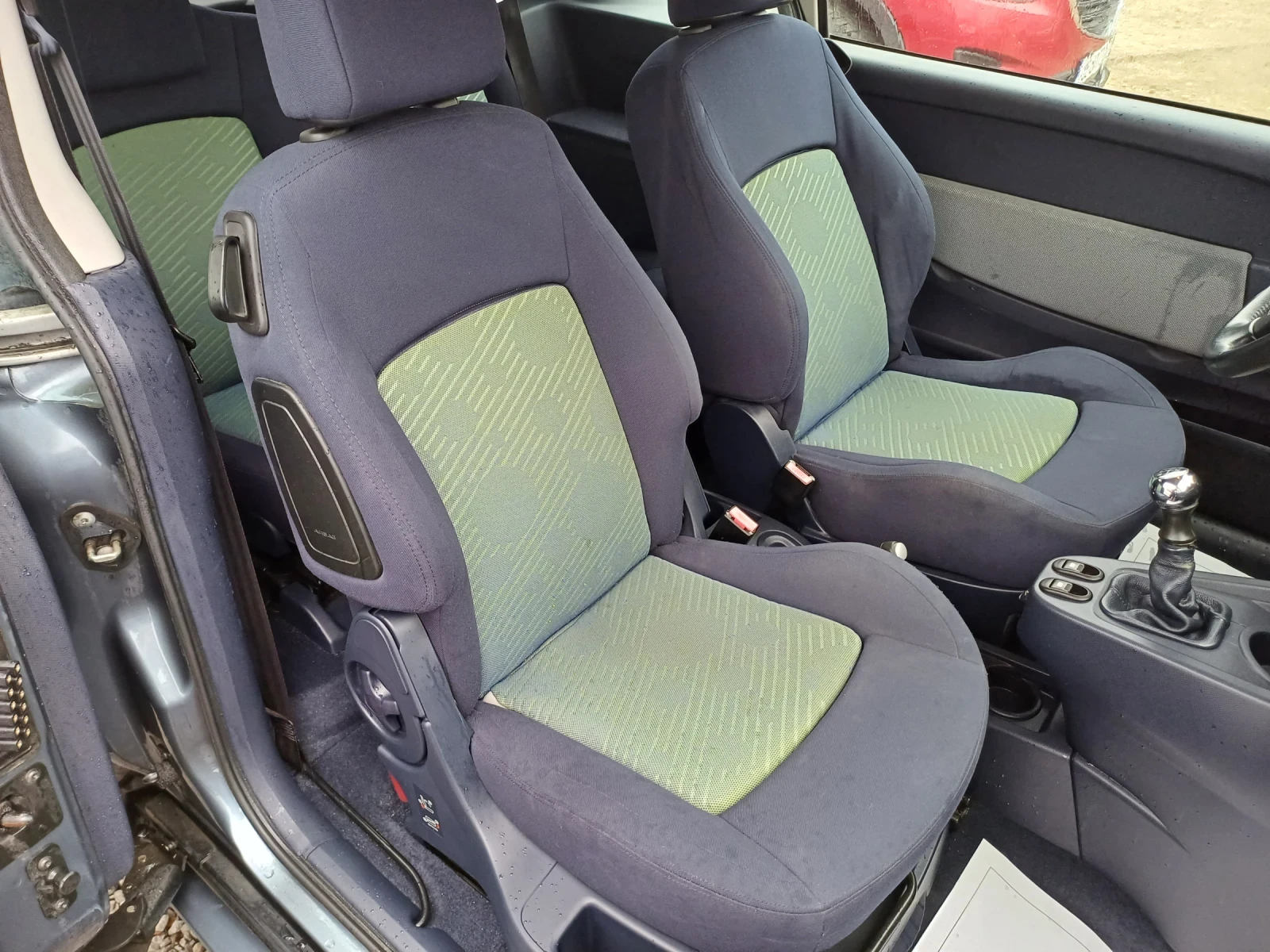 Peugeot 1007 1.4HDI, 68k.c. - изображение 9