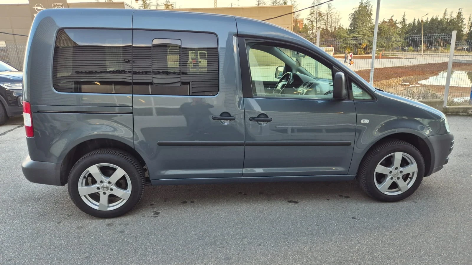 VW Caddy Life 102   | Mobile.bg   3