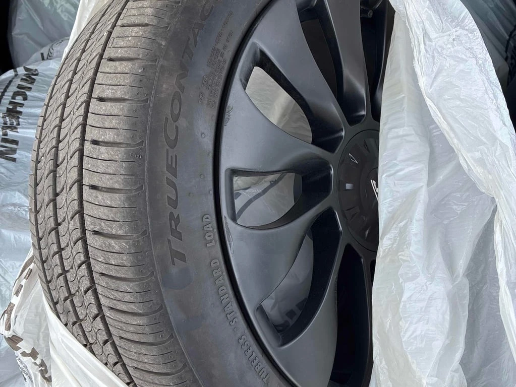 Tesla Model Y * Long Range * CARFAX * ��� ������������ ������ | Mobile.bg � ����������� 13