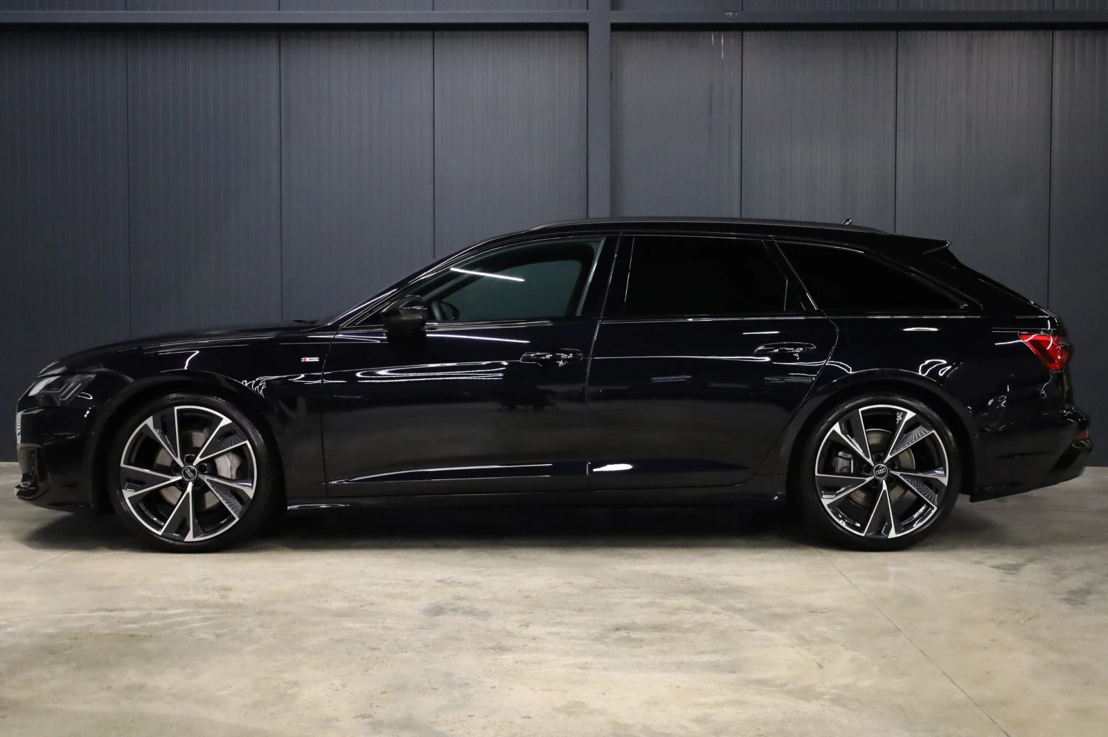 Audi A6 3XS-LINE* RS* HD MATRIX LIGHTS* B&O* HEAD UP*  - изображение 3