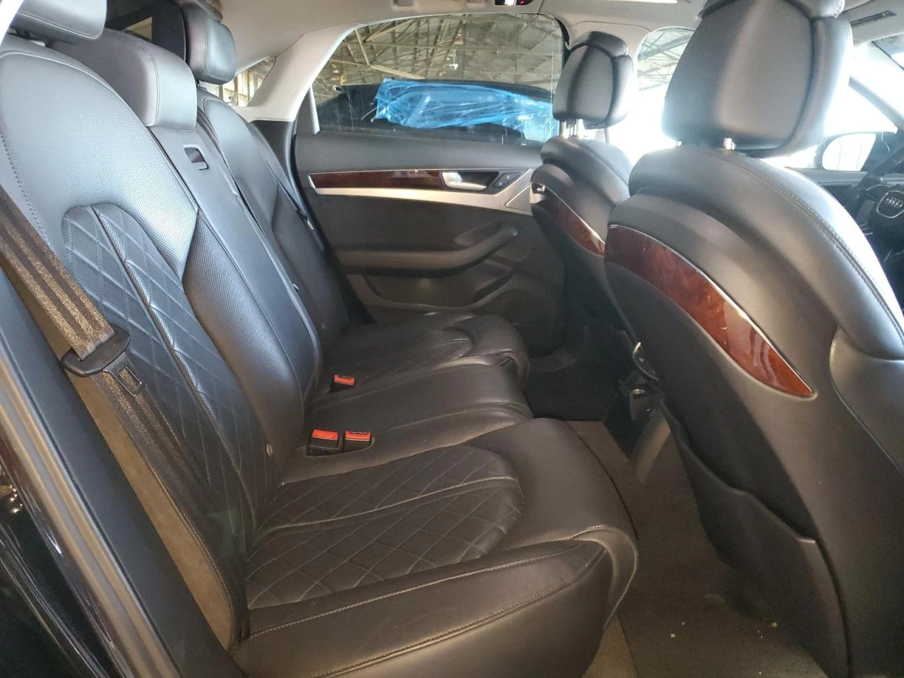 Audi A8 QUATTRO* ADAPTIVE LED* COOLED/HEATED SEATS* KEYLES - изображение 9