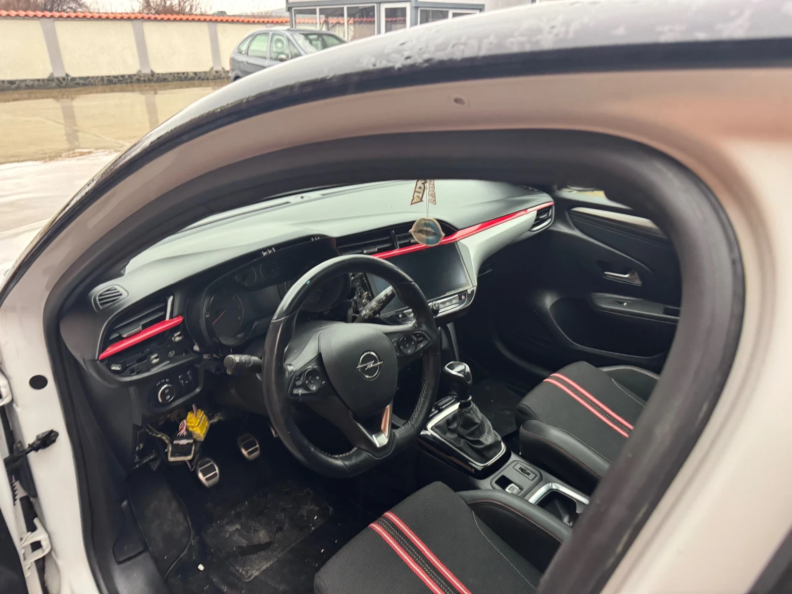 Opel Corsa 1.5 CDTI YH01 - изображение 7