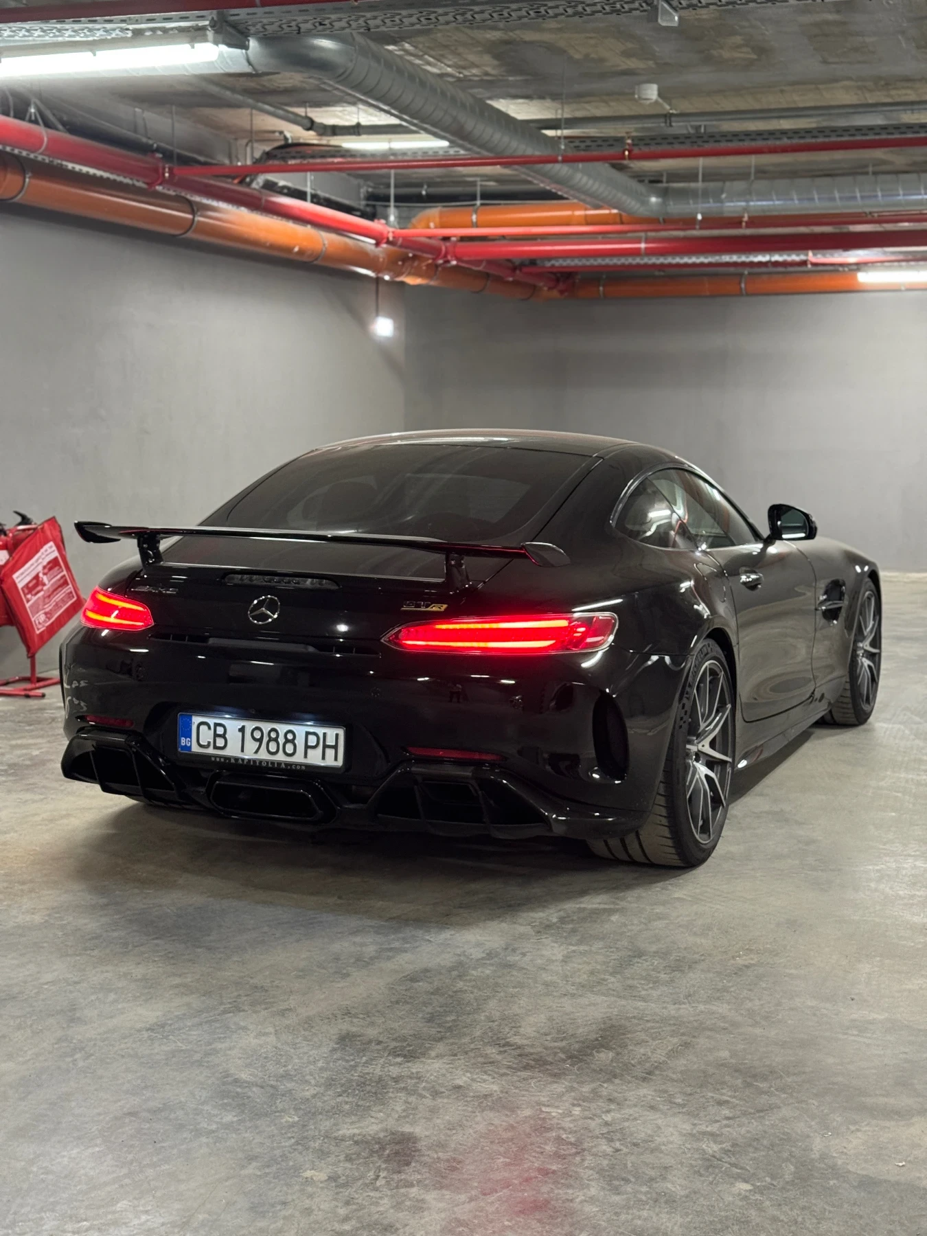 Mercedes-Benz AMG GT R, снимка 6 - Автомобили и джипове - 53906382